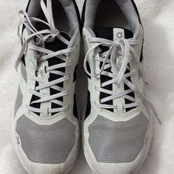 QC CLOUDRUNNER US M 9.5 