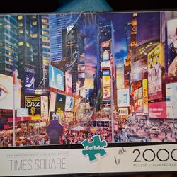 2000 piece puzzle collection (TIMES SQUARE)