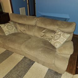 Reclining Oversized Sofa And Love Seat