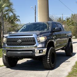 2018 Toyota Tundra CrewMax