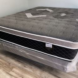 Full Oasis Thermal Comfort Europillow Top 12inch Mattress And Boxspring!!