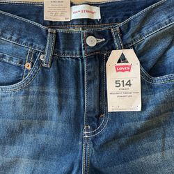 Levi’s 514 Straight (Straight Leg)