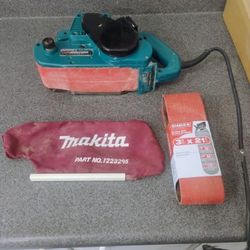 Makita 3 Inch Belt Sander 