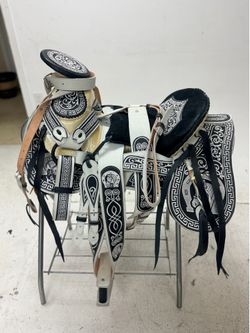 Montura charra