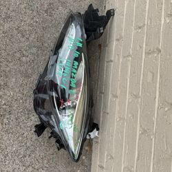 2010 Mazda 6 Left Headlight 