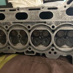 Suzuki Outboard Cylinder Head 2018 Complete