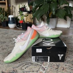 Nike Kobe NXT 360 Size 13