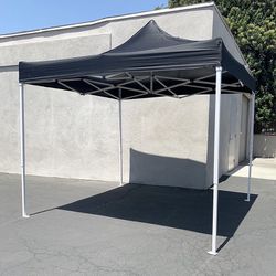 (NEW) $110 Outdoor 10x10 FT EZ PopUp Party Tent Patio Canopy Shelter w/ Carry Bag (Black/Red) 