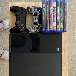 PS4 Console With 2 Controllers Plus Games 