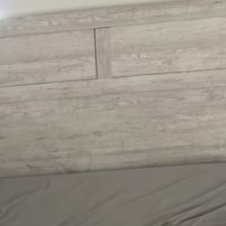 Queen size : Country style sleigh Bed Frame 