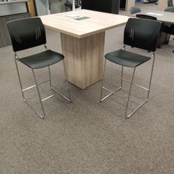 The Agenda Plus Bar Height Chair / Stool