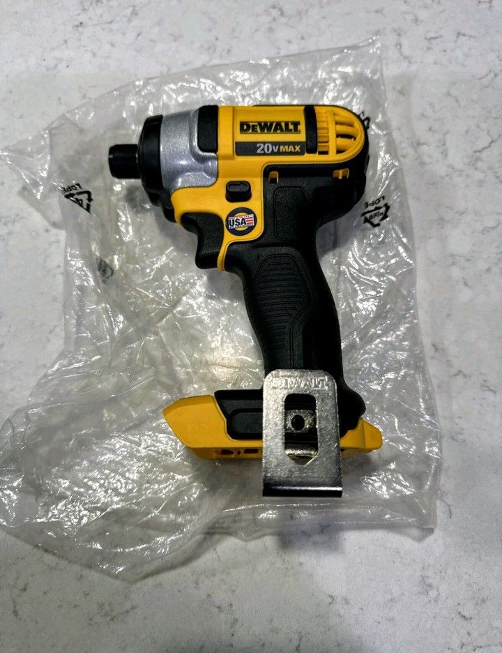 DeWalt DCF885 Impact Driver