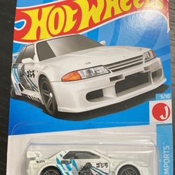 Godzilla R32 Skyline hot wheel