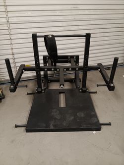 Bells Of Steel Belt Squat