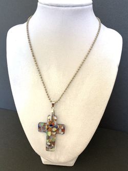 Silver tone necklace with art glass cross pendant 20” inches long