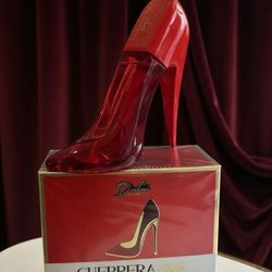 Guerrera Style Pour Femme Rouge INSPIRED BY CAROLINA HERRERA GOOD GIRL VELVET FATALE