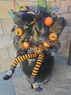 Halloween decor