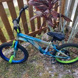 Genesis glitch online bike