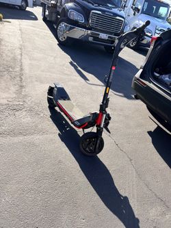 Electric scooter