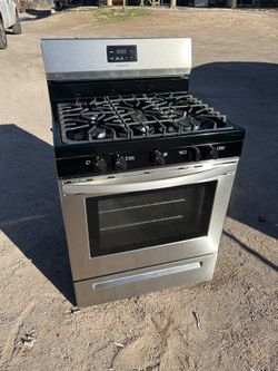 FRIGIDAIRE STOVE 