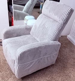 Nursery chair