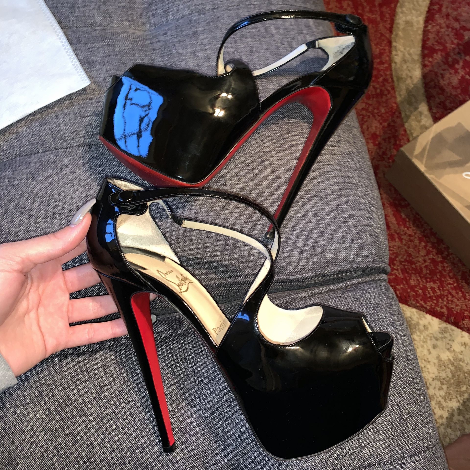 Christian Louboutin Exagona Black Patent Size 40.5