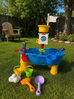 little kids sand and water table