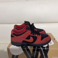 Nike Dunk Low Anthracite Red 2007 Size 8.5 Nike Sb Dunk Low High Mid