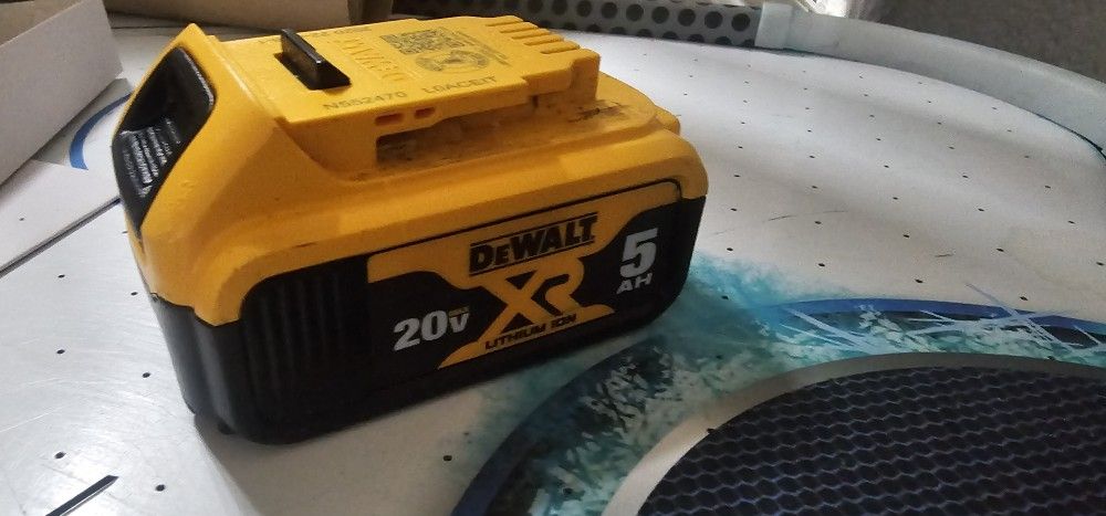 20v Max Xr 5 Ah Genuine Battery Working Great Fixed Price