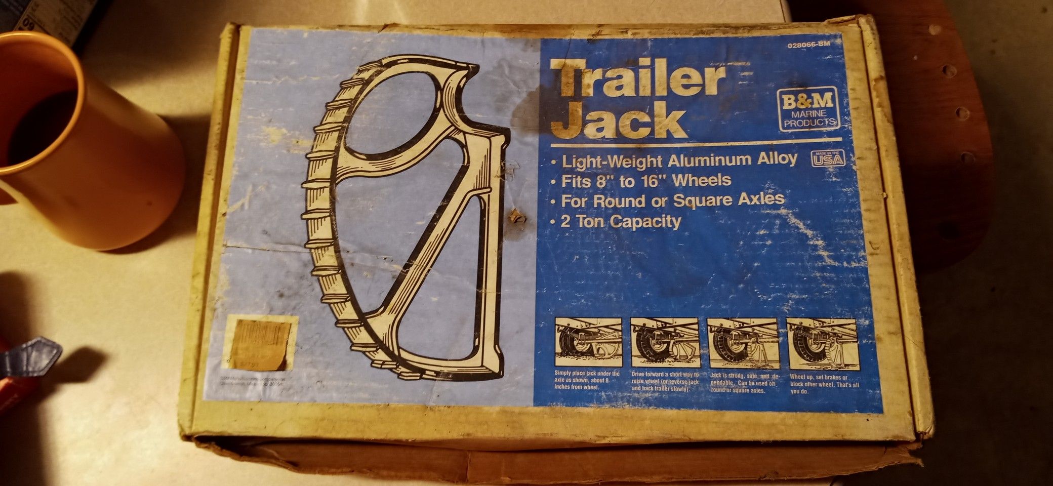 New B&M trailer jack 2 ton capacity