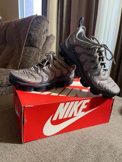 Vapormax plus for $70  size 9