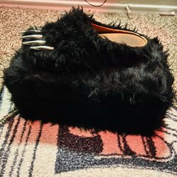 Bear claws slippers