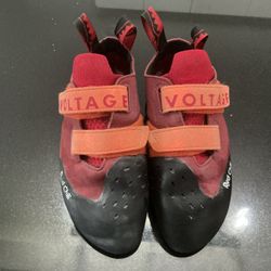 Climbing Shoes Red Chili Voltage 2 