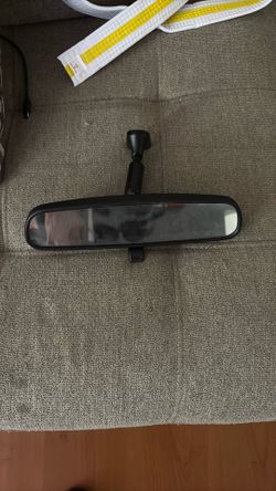 Toyota rear view mirror