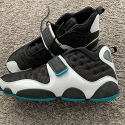 Jordan Black Cat  13 