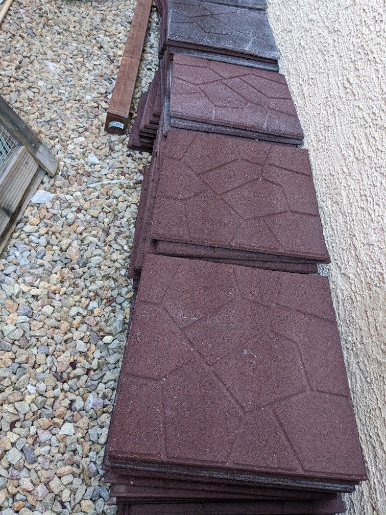 Rubberific Dual-Sided 16-in L x 16-in W x 0.75-in H Rubber Paver