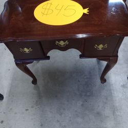 Small table with drawers