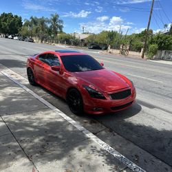 2013 G37 Sport