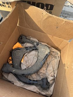 Shocks/upper Control Arms