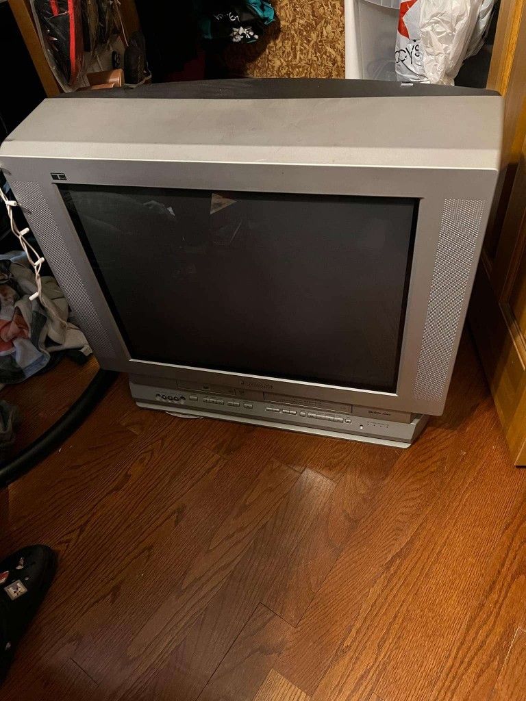 Panasonic Triple Play 27" TV CRT DVD VCR Retro Gaming PV-DF2702