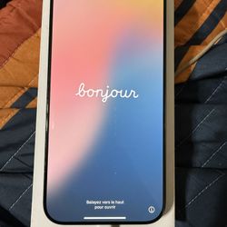 BRAND NEW IPHONE 16 Pro Max UNLOCKED BOUGHT CASH 