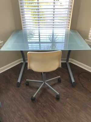 New And Used Glass Desk For Sale In Kissimmee Fl Offerup