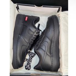 Nike Air Force 1 Low Supreme Black Sneakers size 8.5