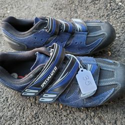 Specialized Shoes, size 42EU / 8-9 US 

