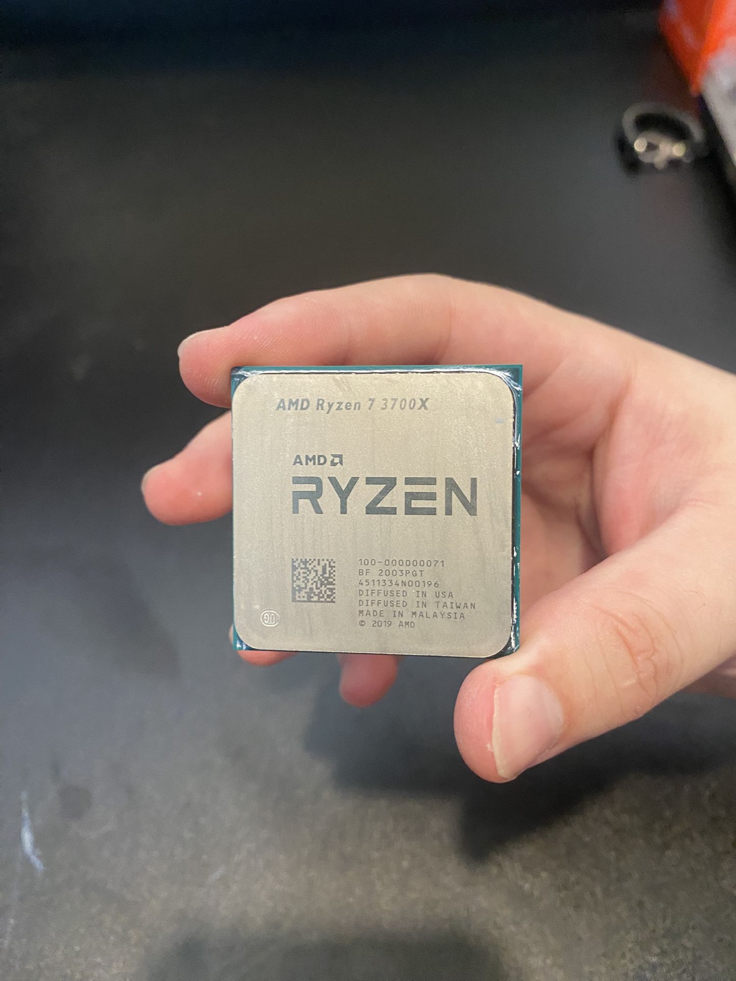 Ryzen 7 3700x