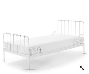 Archaïsch Wizard pindas IKEA Twin Metal Bed frame for Sale in Burbank, CA - OfferUp