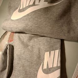 Nike 2-Piece set Grey Size 7 Boys