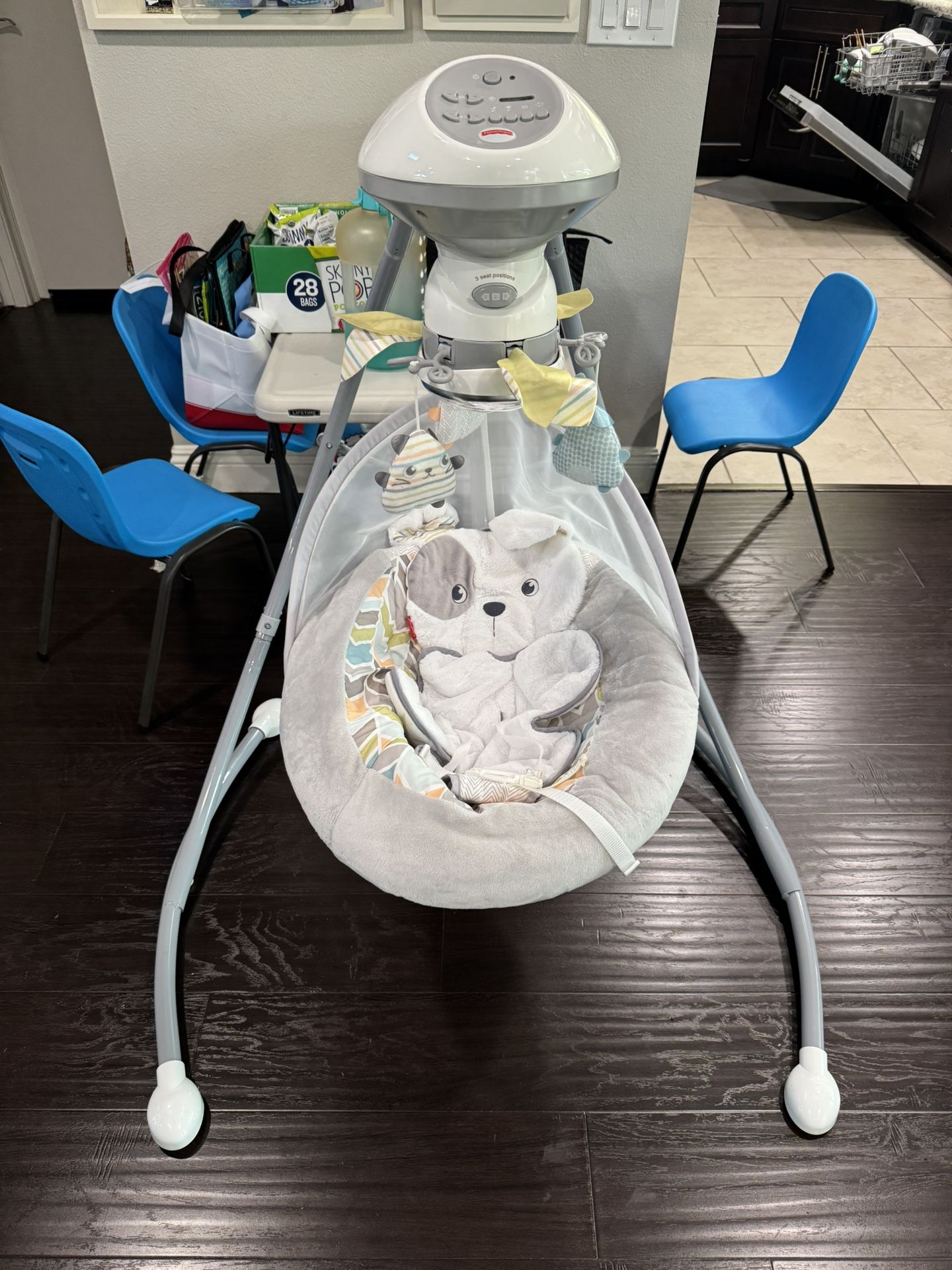 Fisher Price Baby Swing Sweet Snugapuppy Dream Cradle ‘n Swing