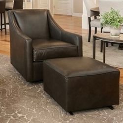 ***PRICE DROP*** Bassett Swivel Glider Leather Chair w/ Swivel Glider