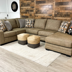 Cannonbrook 3pc Sectional w/ Chaise (NEW) | 🚚 WHITE GLOVE DELIVERY